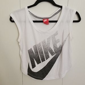 Nike cropped shirt